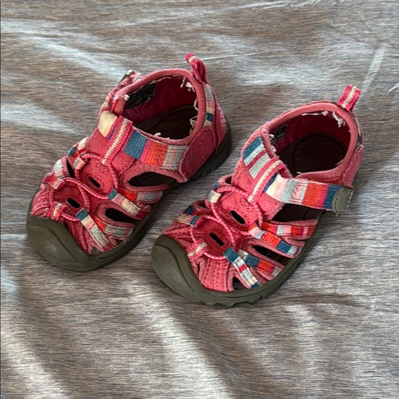 Keen Other - Keen sandals sz 6